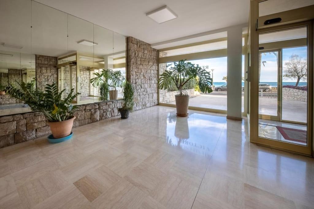 06B - Beautiful 2 Rooms With Terrace Sea View Roquebrune-Cap-Martin Exterior photo